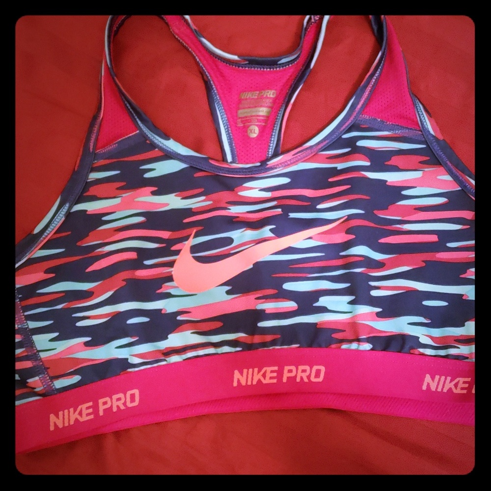 Nike pro sports bra.